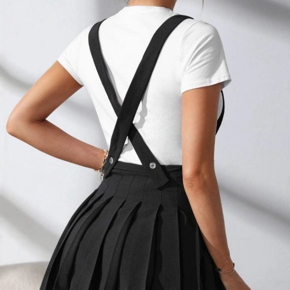black pleated suspender skirt fall winter chic preppy trending - Picture 6 of 7